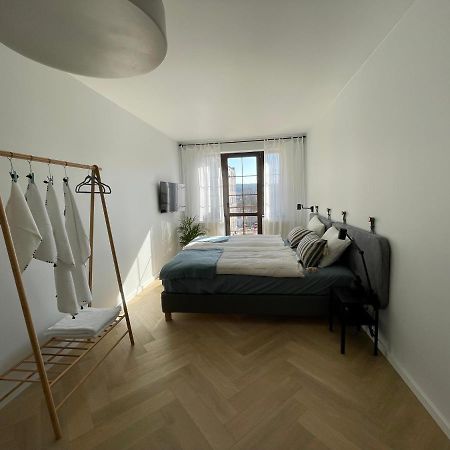Apartament Ovoc 2.0 Chodzież エクステリア 写真